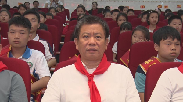 六一2 拷贝.jpg