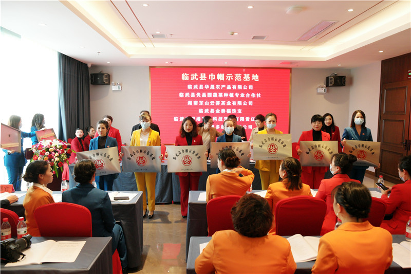 f5edd5961a93ae1bf5994dcd9d7b6bb_副本.jpg